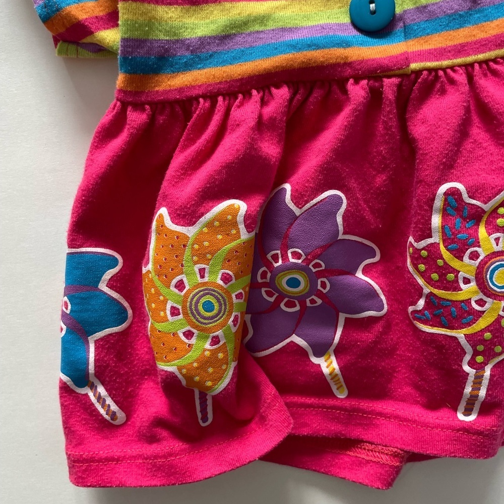 Vibrant Vintage Pinwheel Top 2T - Picture 4 of 7